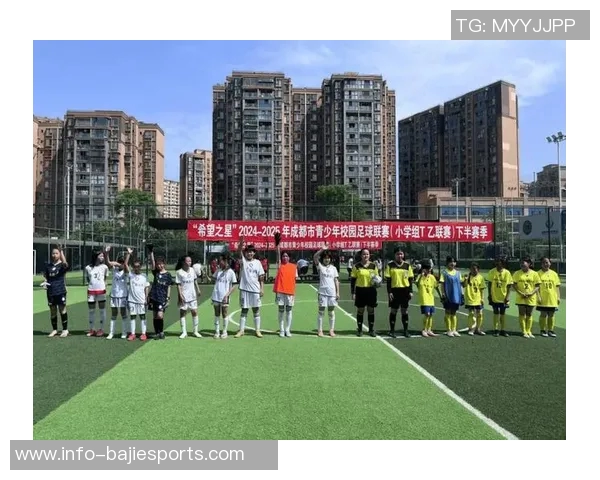 小学足球队的成长之路培养团队精神与运动能力的完美结合